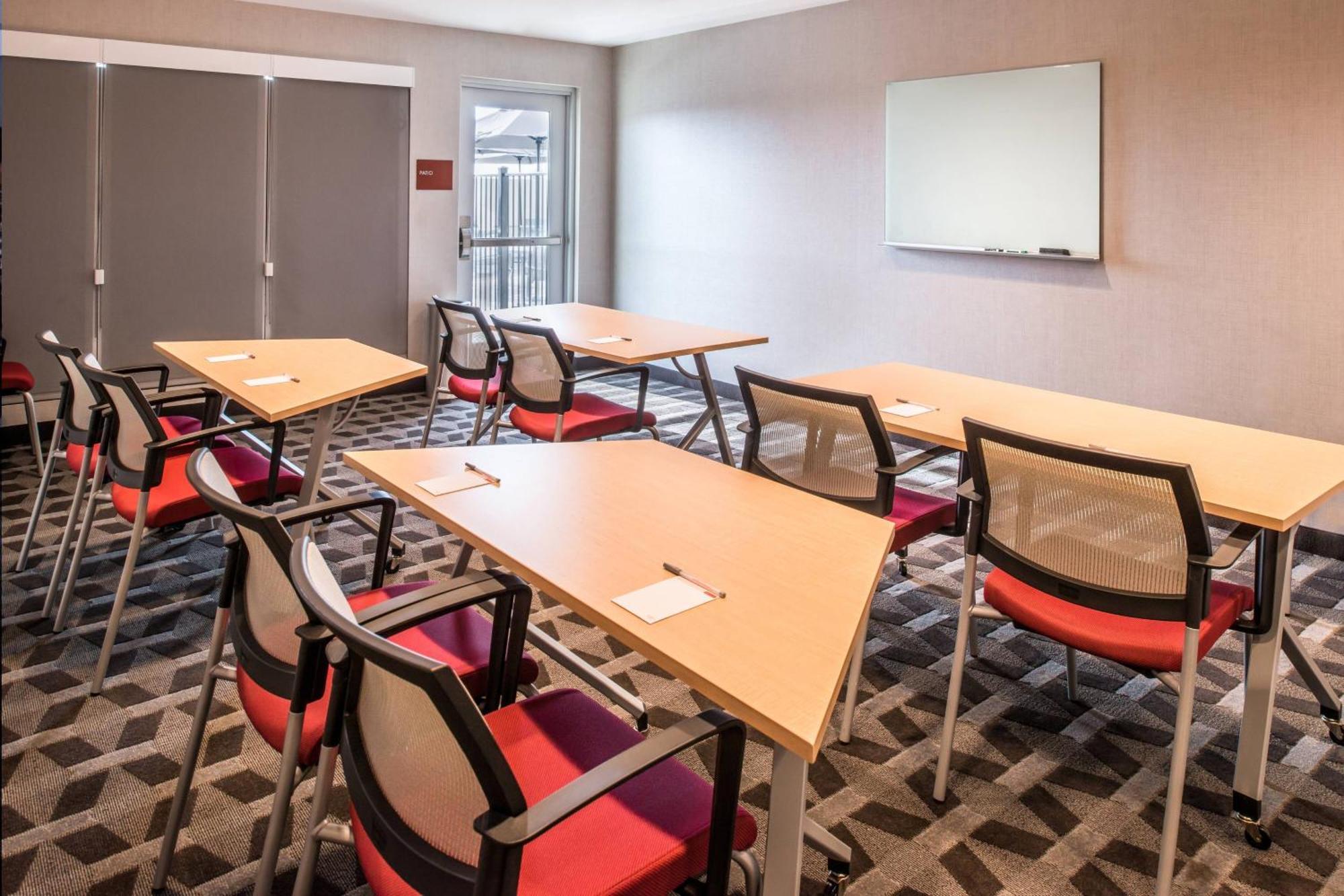 Towneplace Suites By Marriott Merced Esterno foto