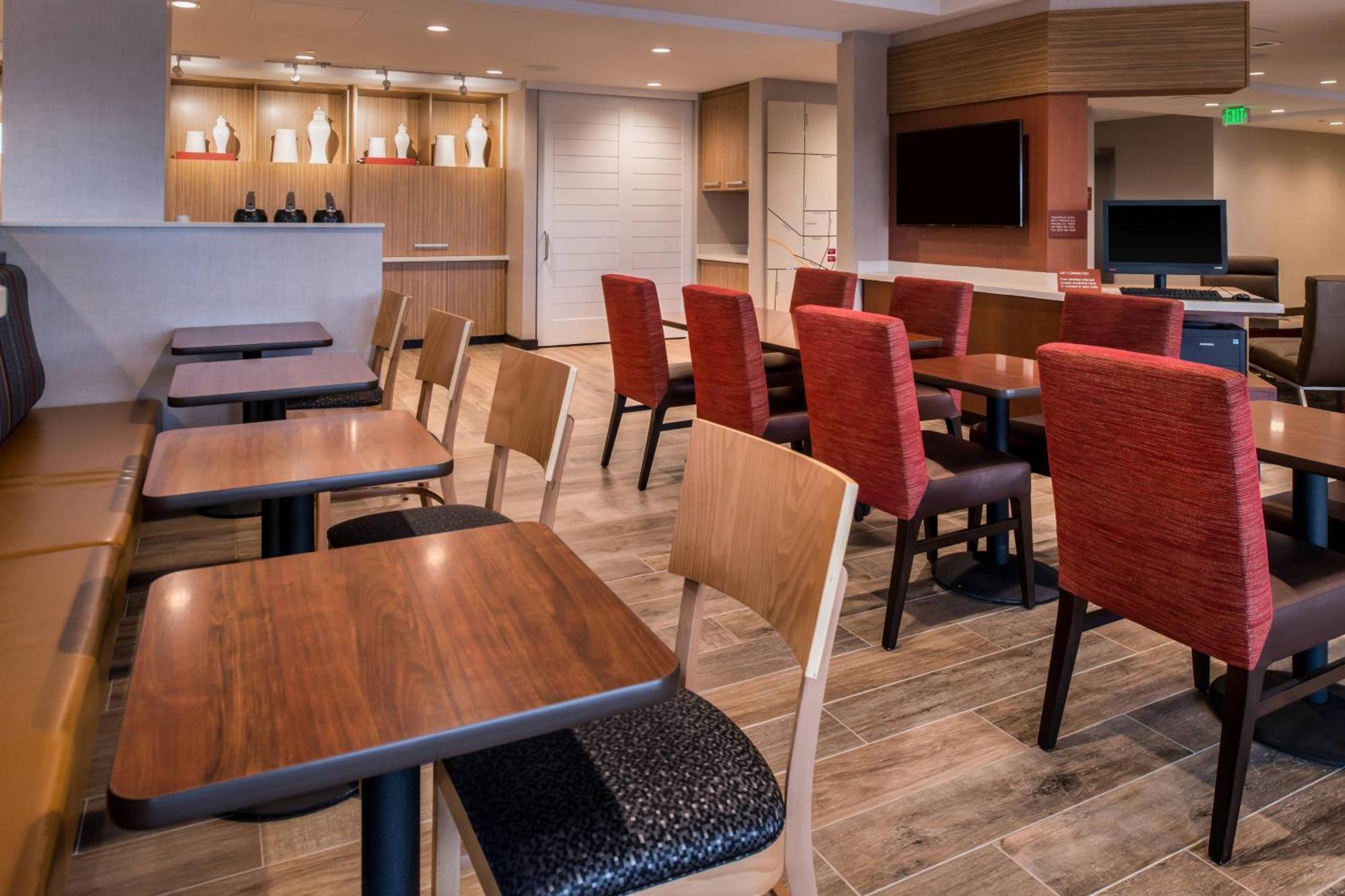 Towneplace Suites By Marriott Merced Esterno foto